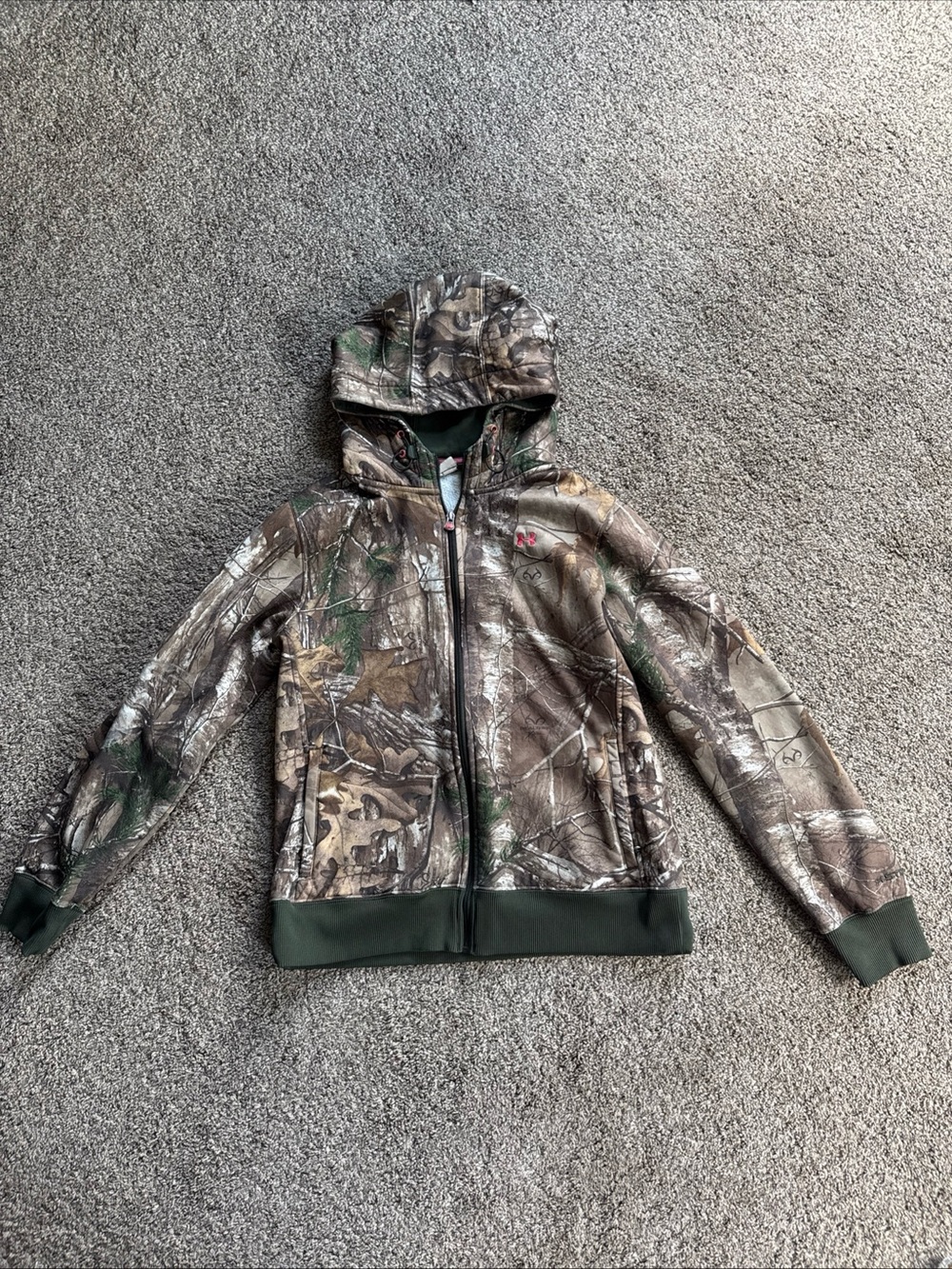 Under Armour Women’s Large Loose Full Zip Camo Hoodie Pink Emblems EUC